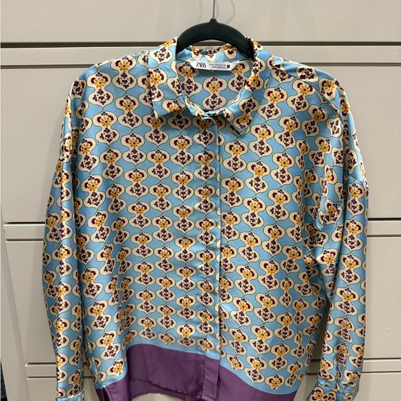 Zara Tops - Zara Patterned Button Down Blouse with Purple Trim